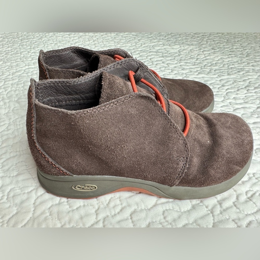 Chaco Boots Kids Otis Vibram Nurl Bungee Chukka Brown Suede Lace Up Sz 2
